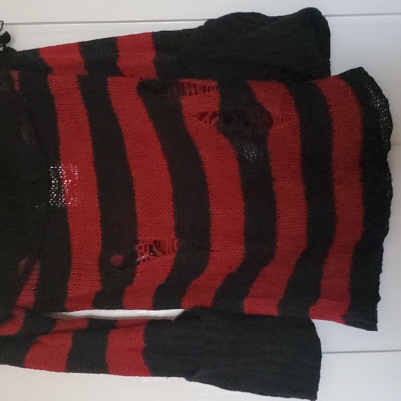 *NWT* Killstar's Freddy Hooded Knit Sweater (Black/Blood - Picture 7 of 16